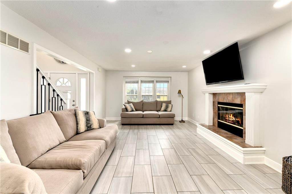 14733 Hickory Drive — photo 7