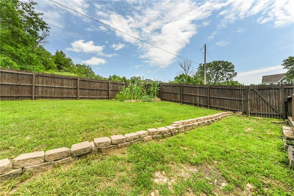 14733 Hickory Drive — photo 41