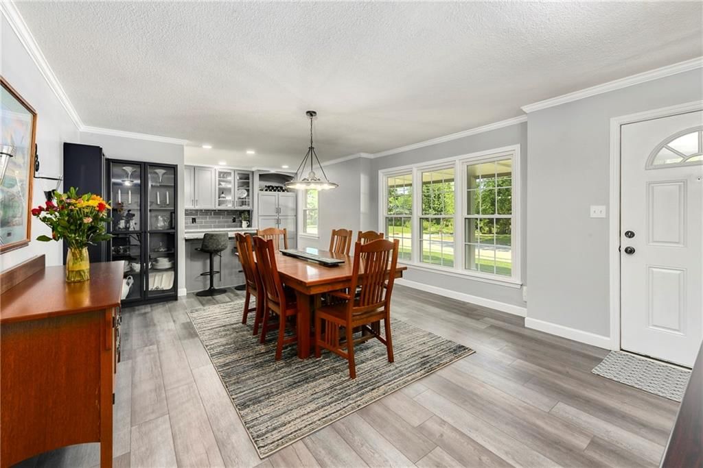Photo 6 of 42 - 1410 Vilas Street