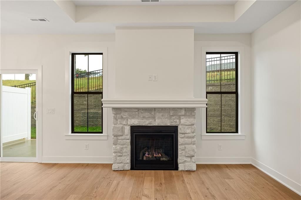 1404 Country Court — photo 15