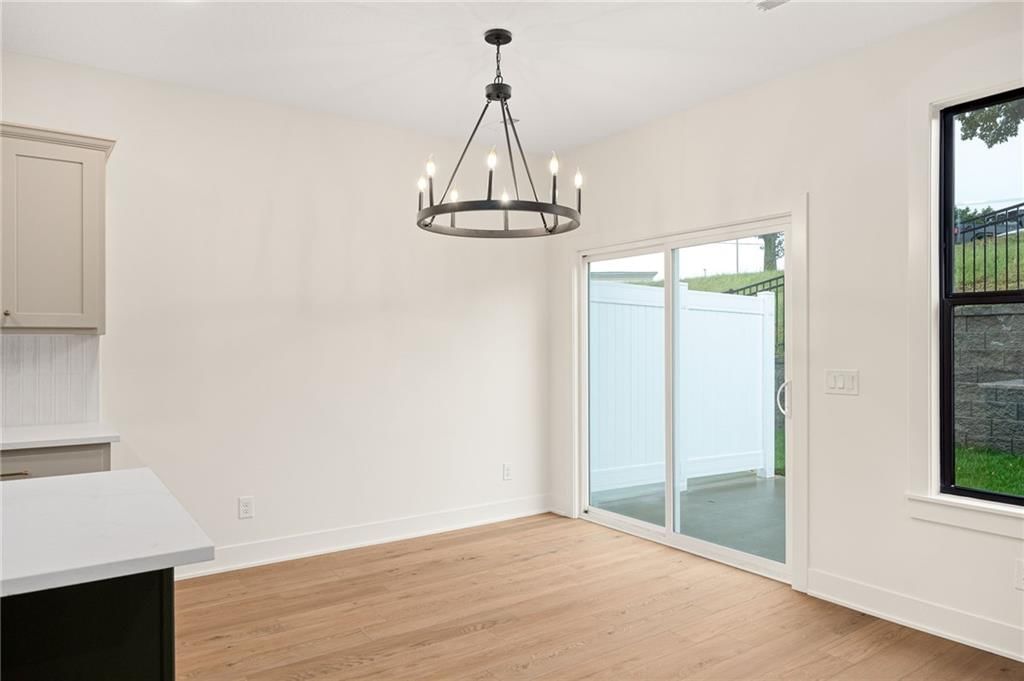 1404 Country Court — photo 18