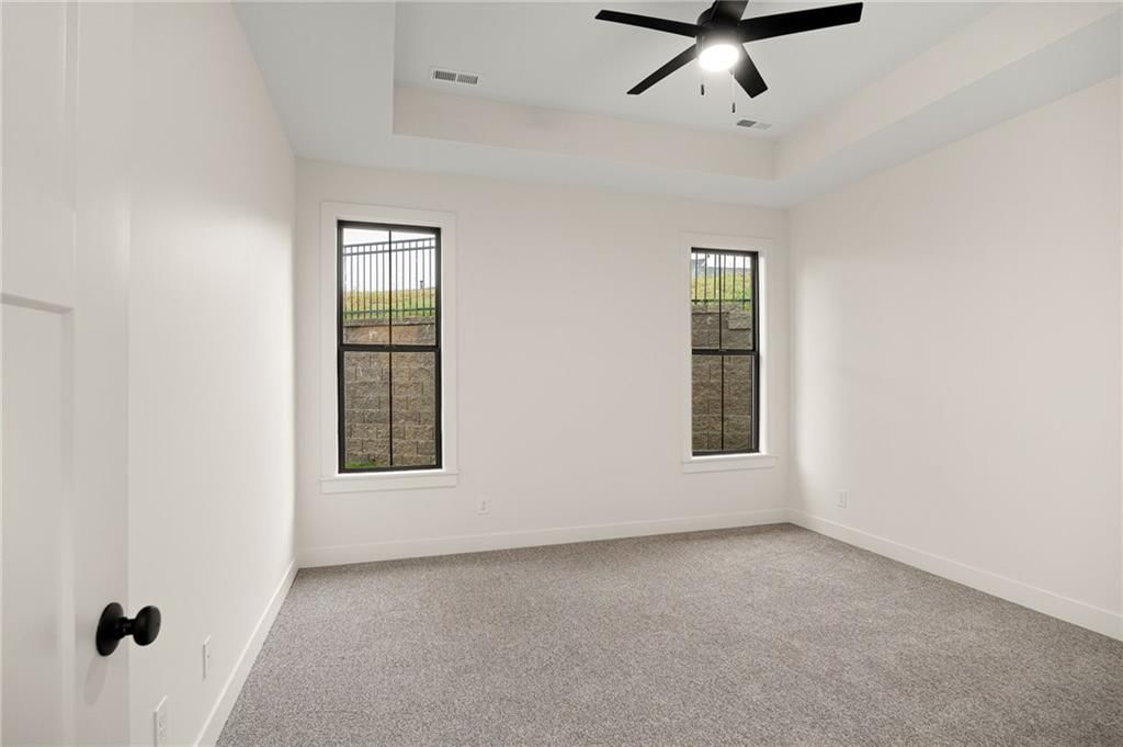 1404 Country Court — photo 23