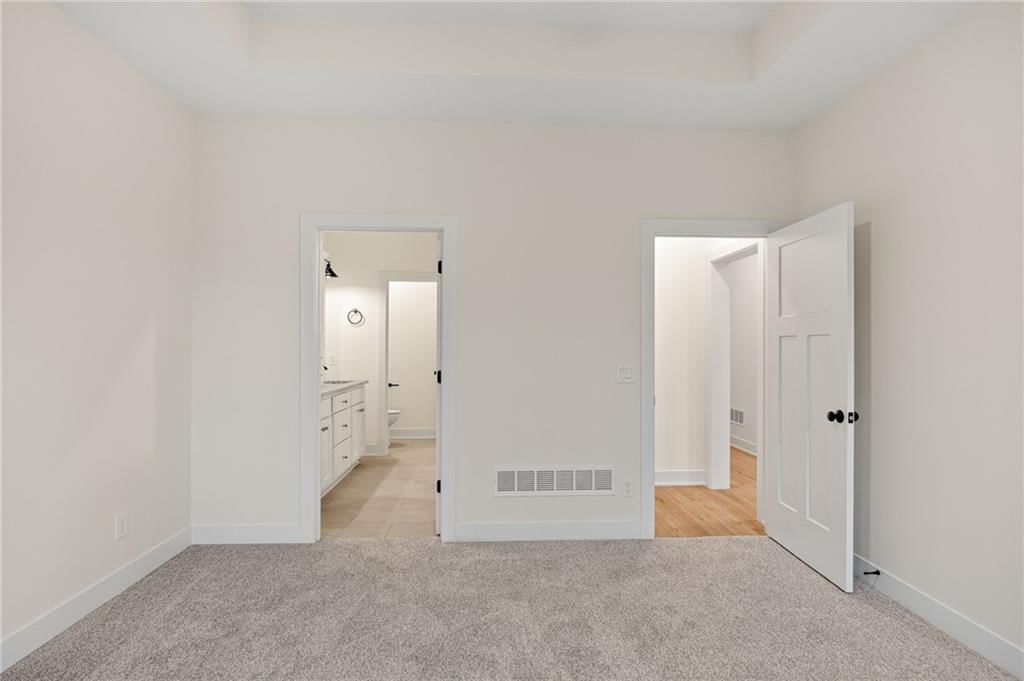 1404 Country Court — photo 24