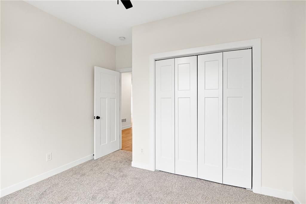1404 Country Court — photo 30