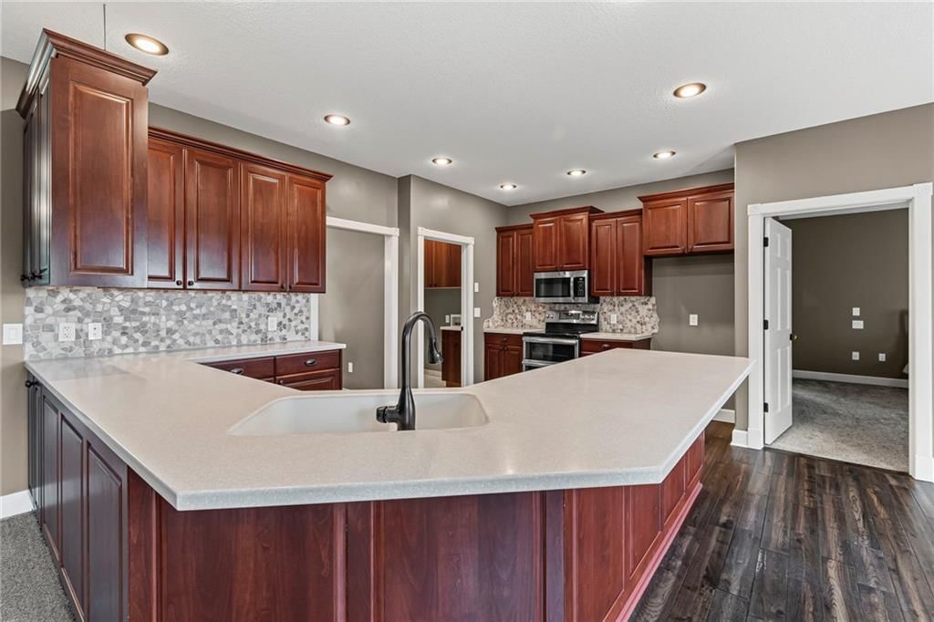 1401 SE Woodbine Drive — photo 7