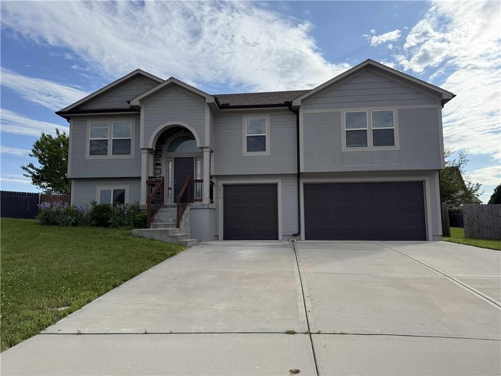 1277 SW Nagona Lane — photo 1