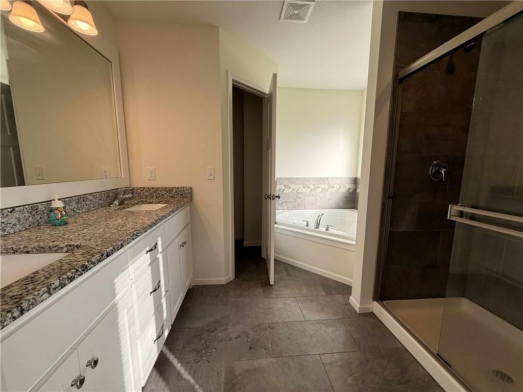 1277 SW Nagona Lane — photo 13