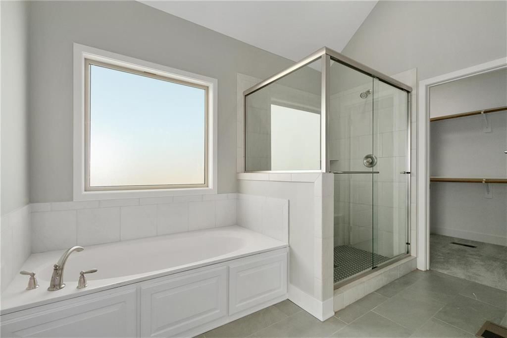 9014 N Monroe Avenue — photo 24