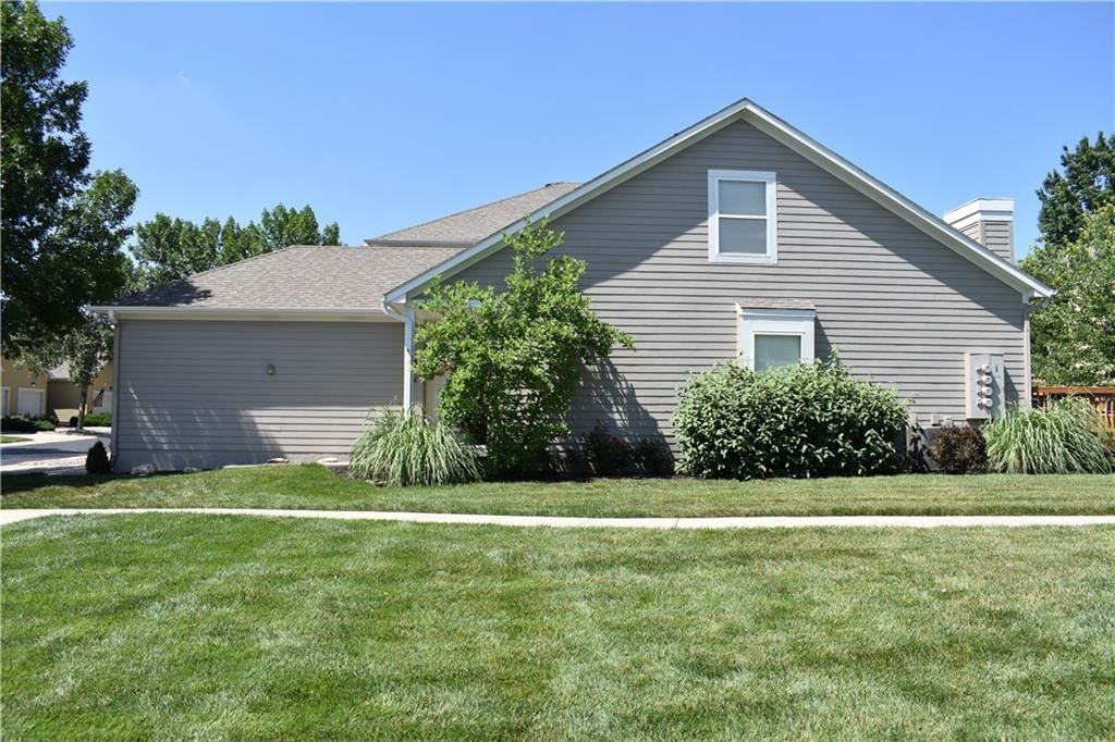 8949 Boehm Drive — photo 4
