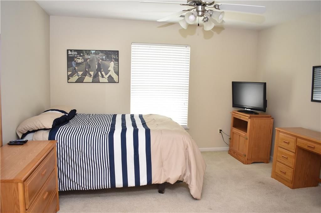 8949 Boehm Drive — photo 28