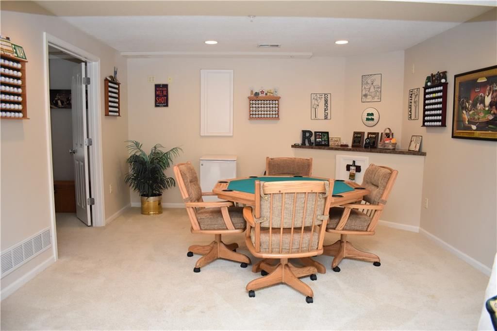 8949 Boehm Drive — photo 35
