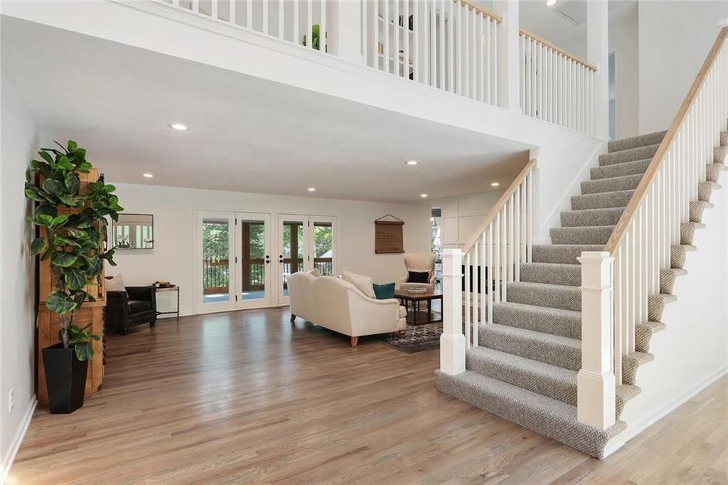 10055 Goodman Drive — photo 7