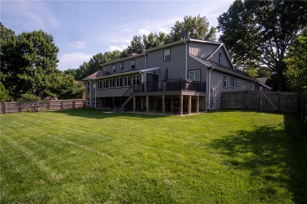 10055 Goodman Drive — photo 16