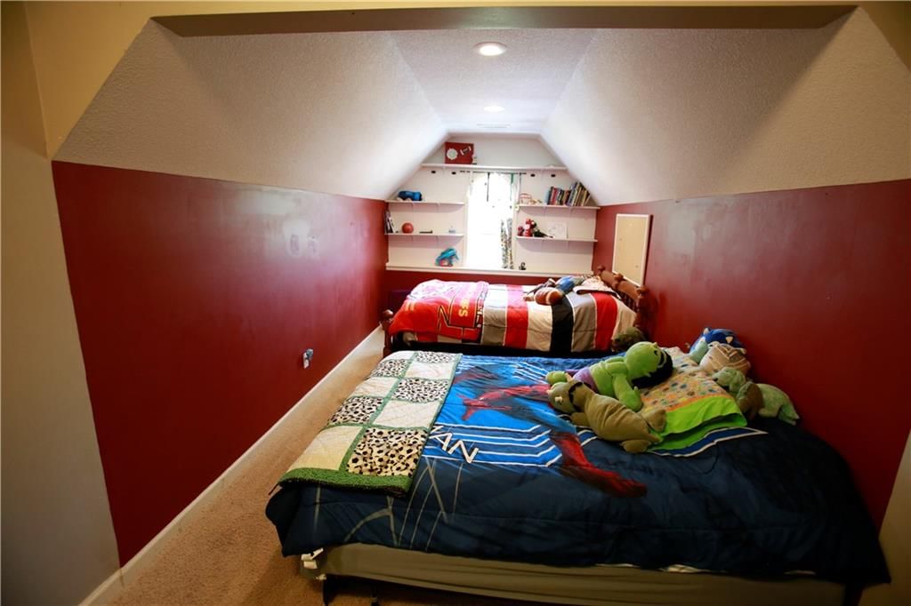 1307 Bridget Boulevard — photo 34