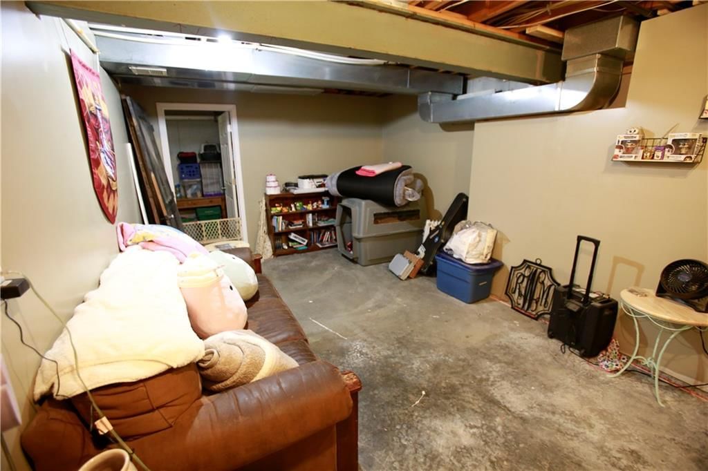1307 Bridget Boulevard — photo 42
