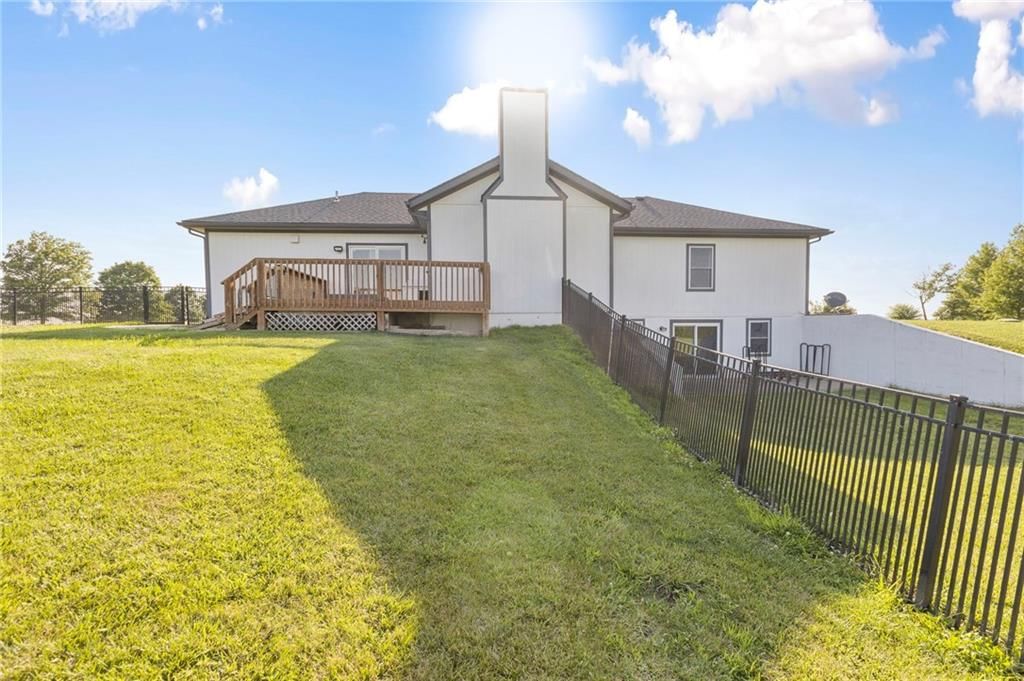 27481 New Lancaster Road — photo 34