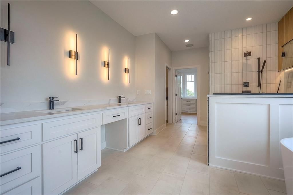 595 South Shore Drive — photo 32