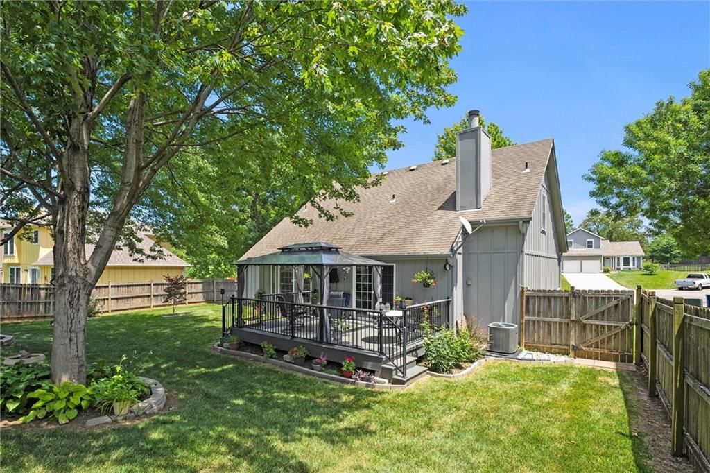Photo 27 of 28 - 8124 Swarner Street