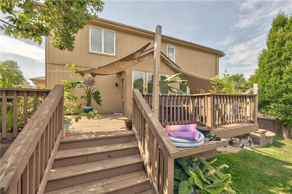 Photo 26 of 31 - 21710 W 60th Street