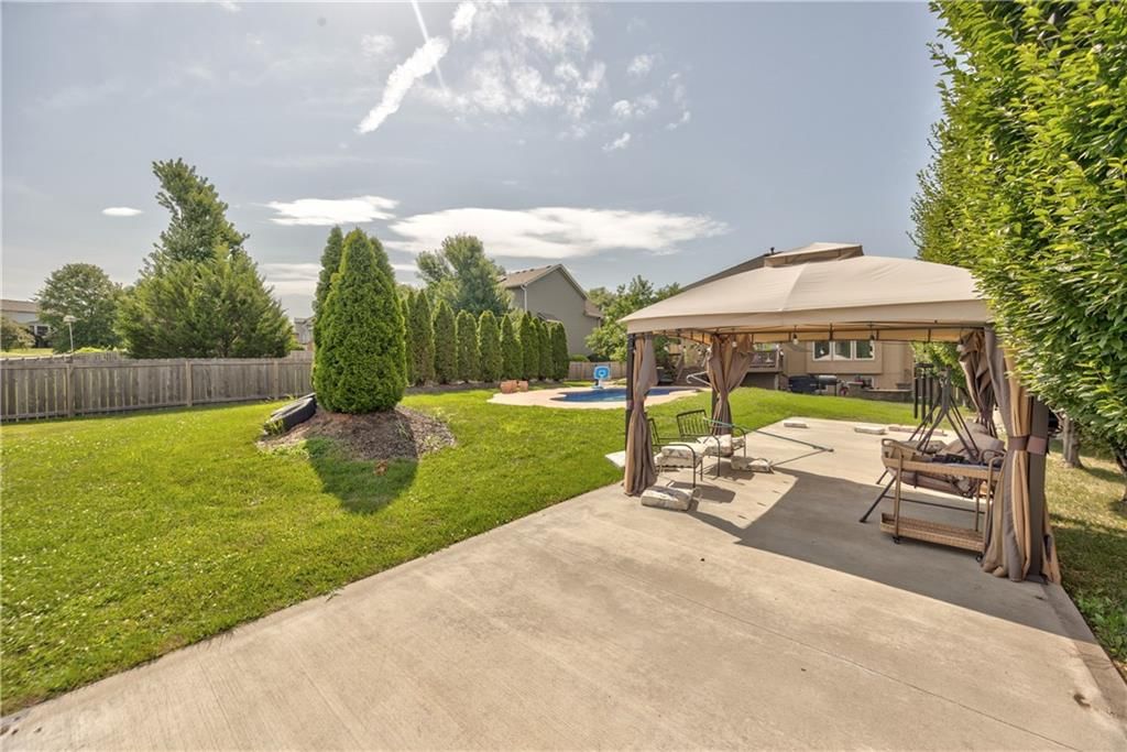 Photo 31 of 31 - 21710 W 60th Street