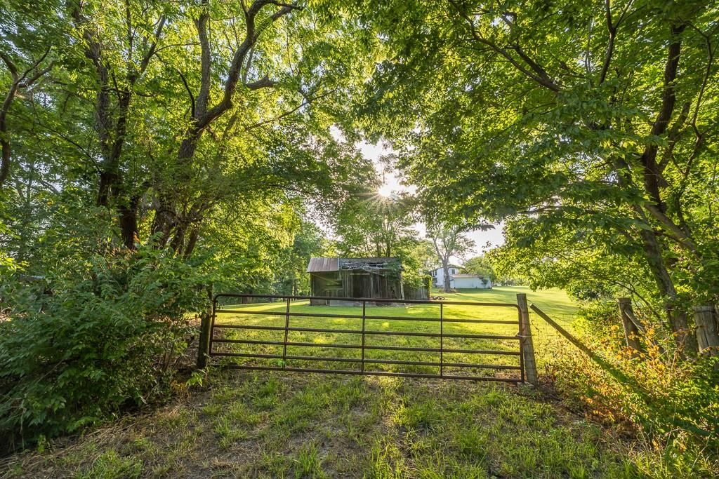 701 N Bly Road — photo 47