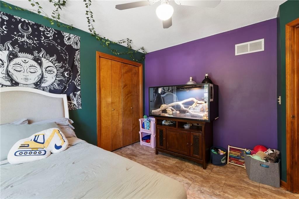 11021 N Grand Avenue — photo 23
