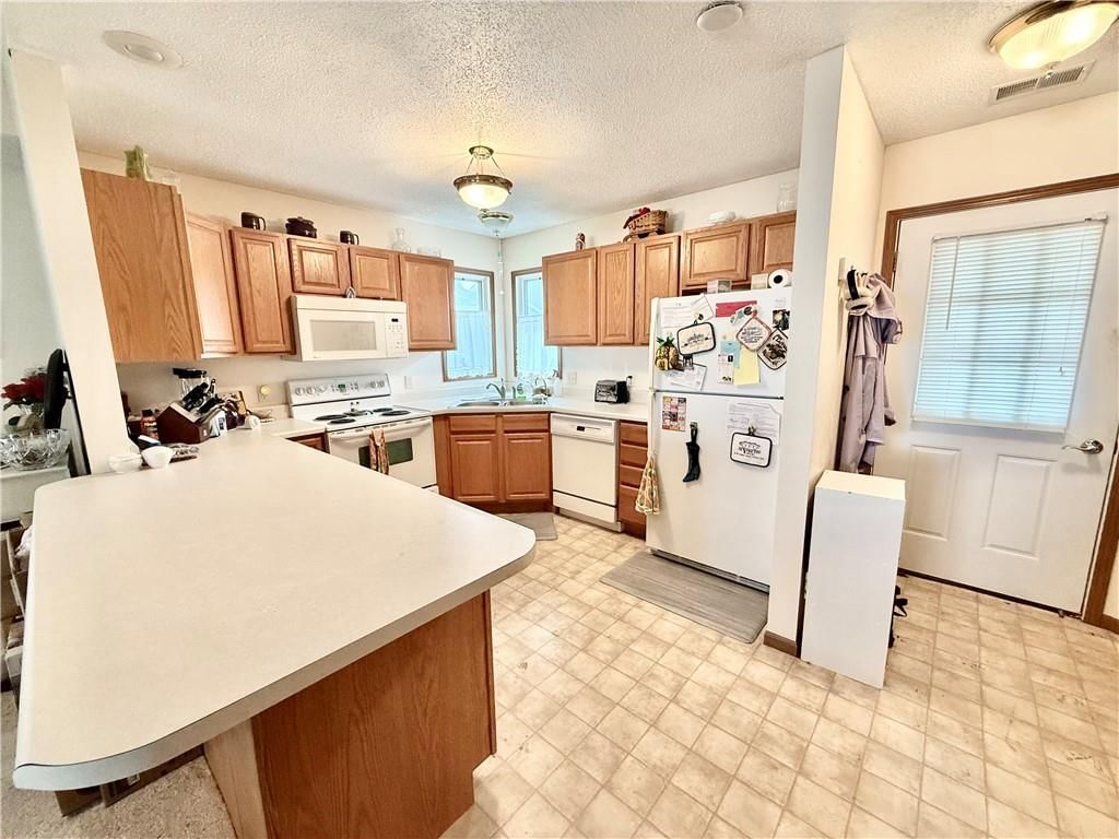 1515 E 18th Street — photo 12