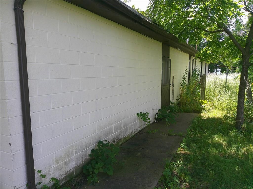1204 N Fourth N/A — photo 5