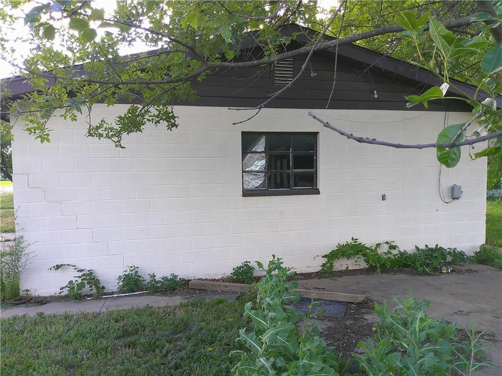 1204 N Fourth N/A — photo 10
