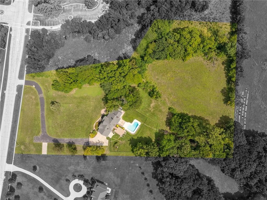 Photo 18 of 18 - 22625 W 47th Street
