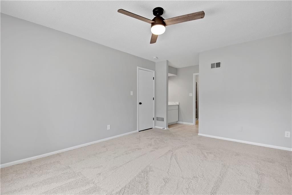 11016 W 96th Terrace — photo 18