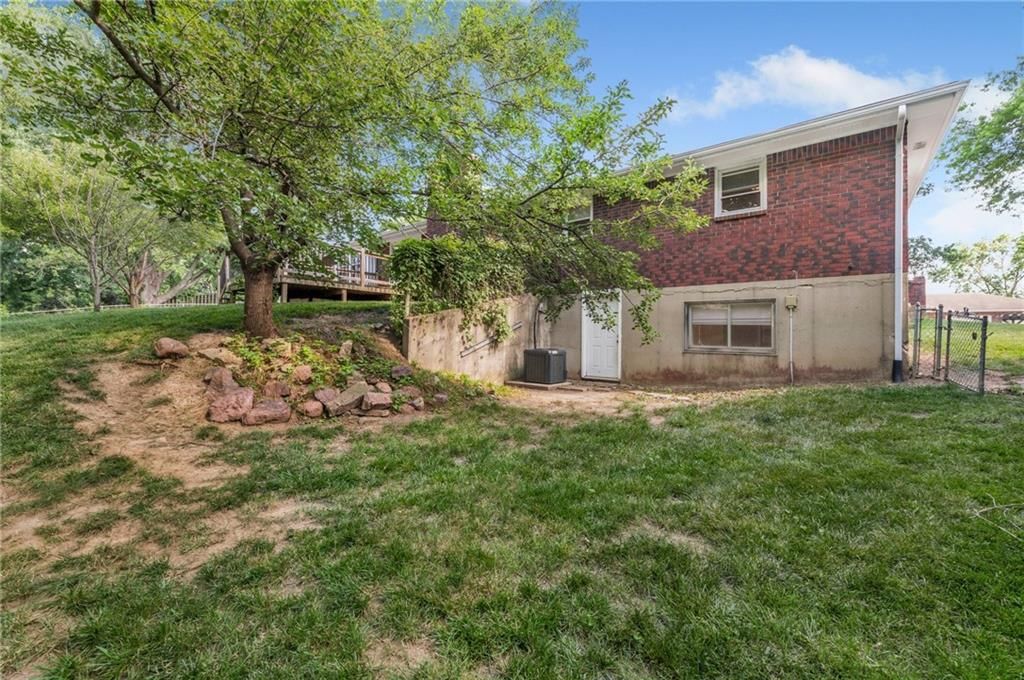38 Hillcrest Drive — photo 41