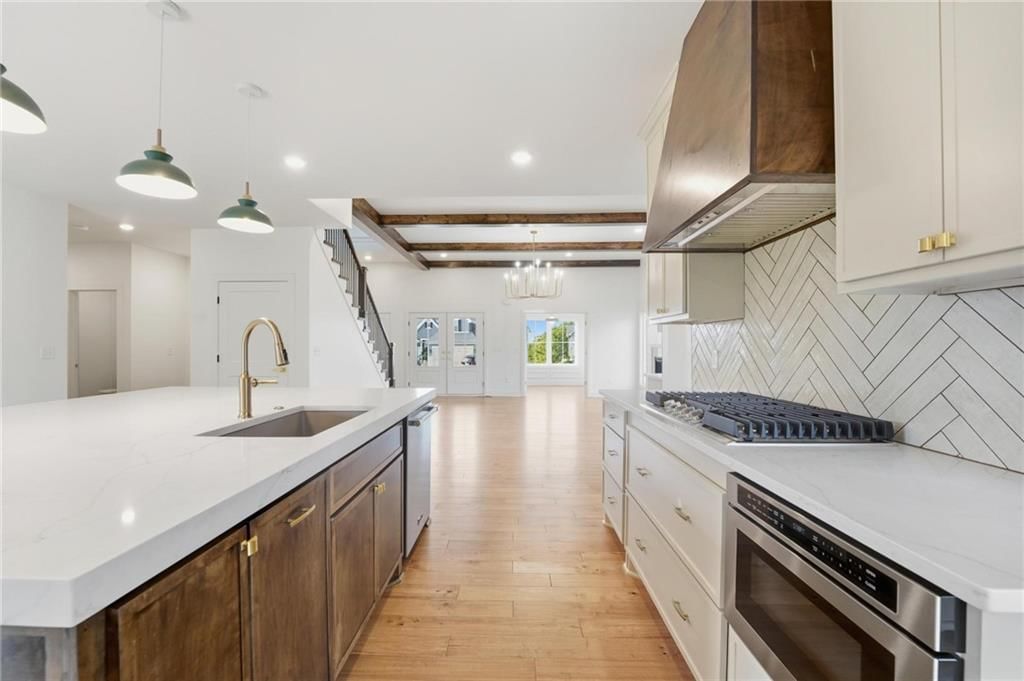9785 Ambrosia Lane — photo 10