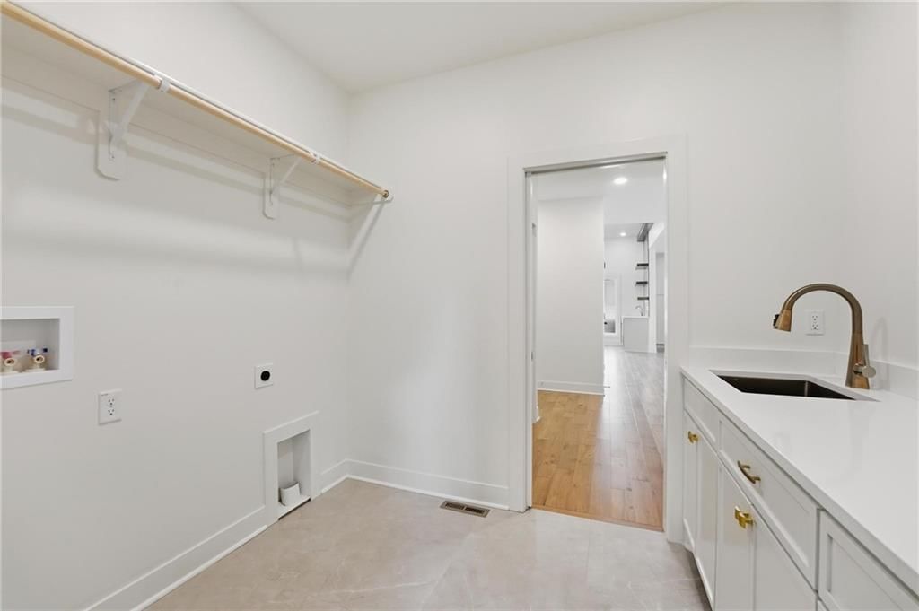 9785 Ambrosia Lane — photo 18