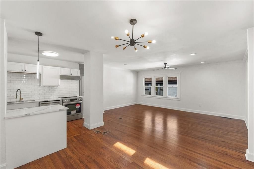 328 Norton Avenue — photo 4