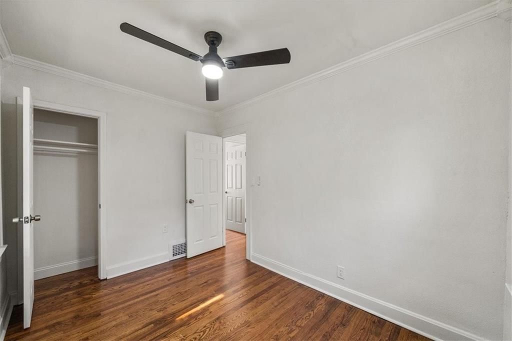 328 Norton Avenue — photo 12