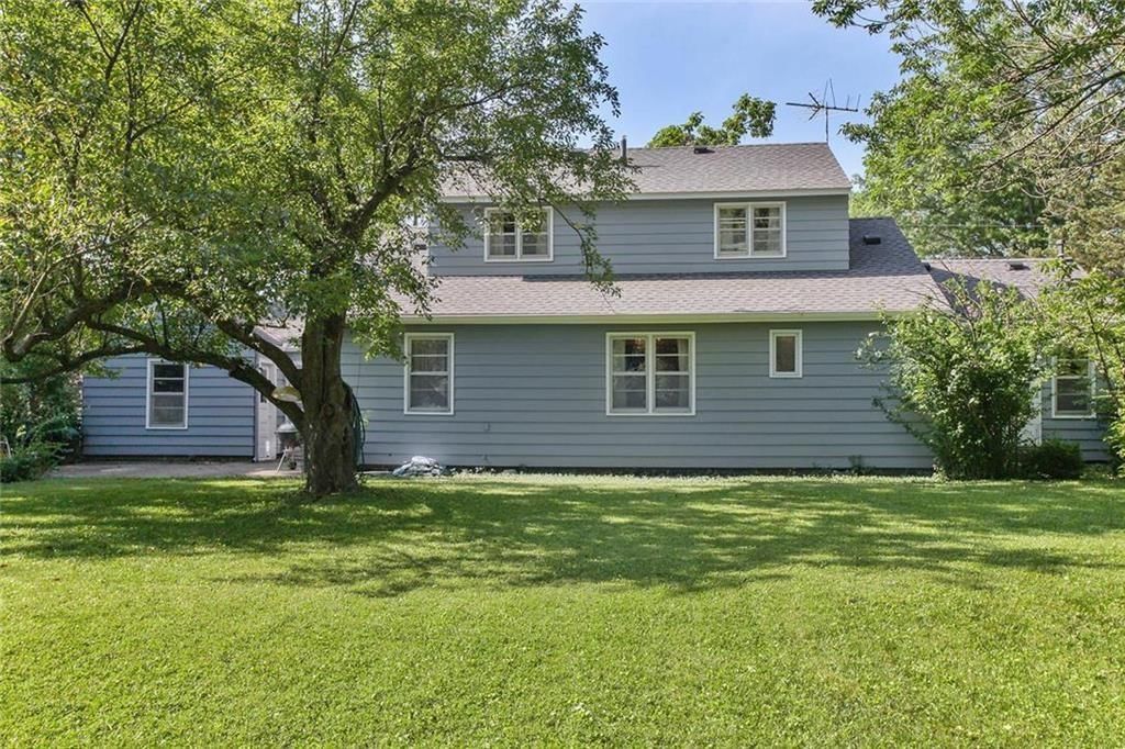 600 W Elm Street — photo 4