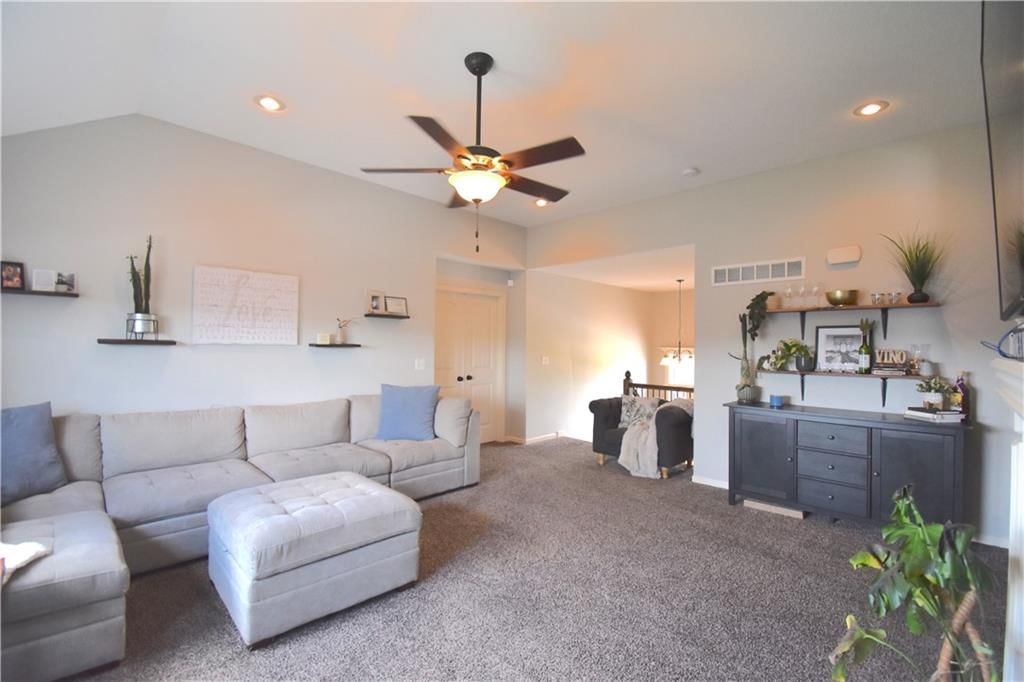 Photo 17 of 54 - 1207 SW 9TH Street