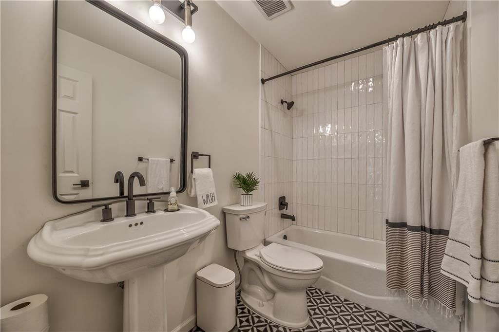 8020 Cherokee Lane — photo 30