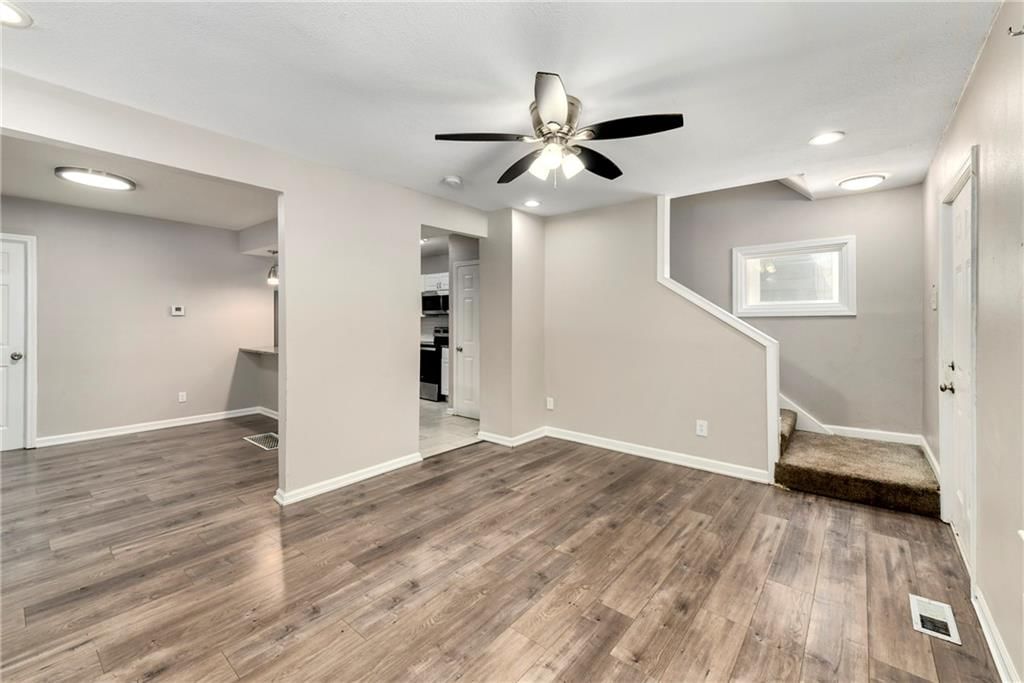 3744 AGNES Avenue — photo 2