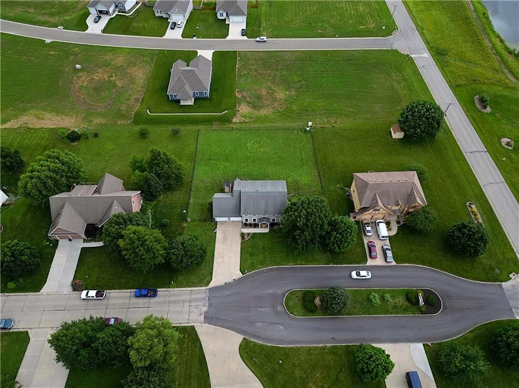 Photo 6 of 81 - 1502 Brookdale Drive