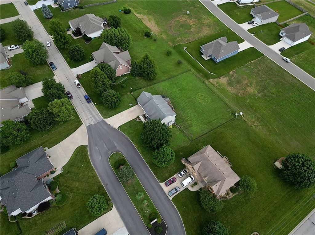 Photo 9 of 81 - 1502 Brookdale Drive