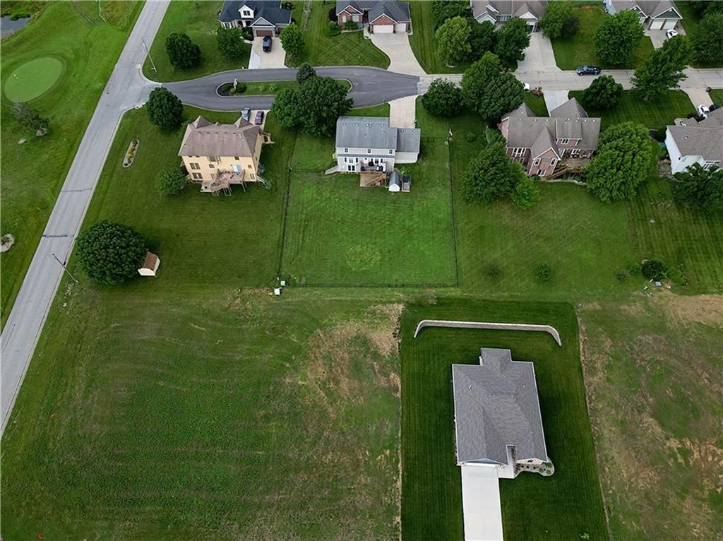 Photo 12 of 81 - 1502 Brookdale Drive