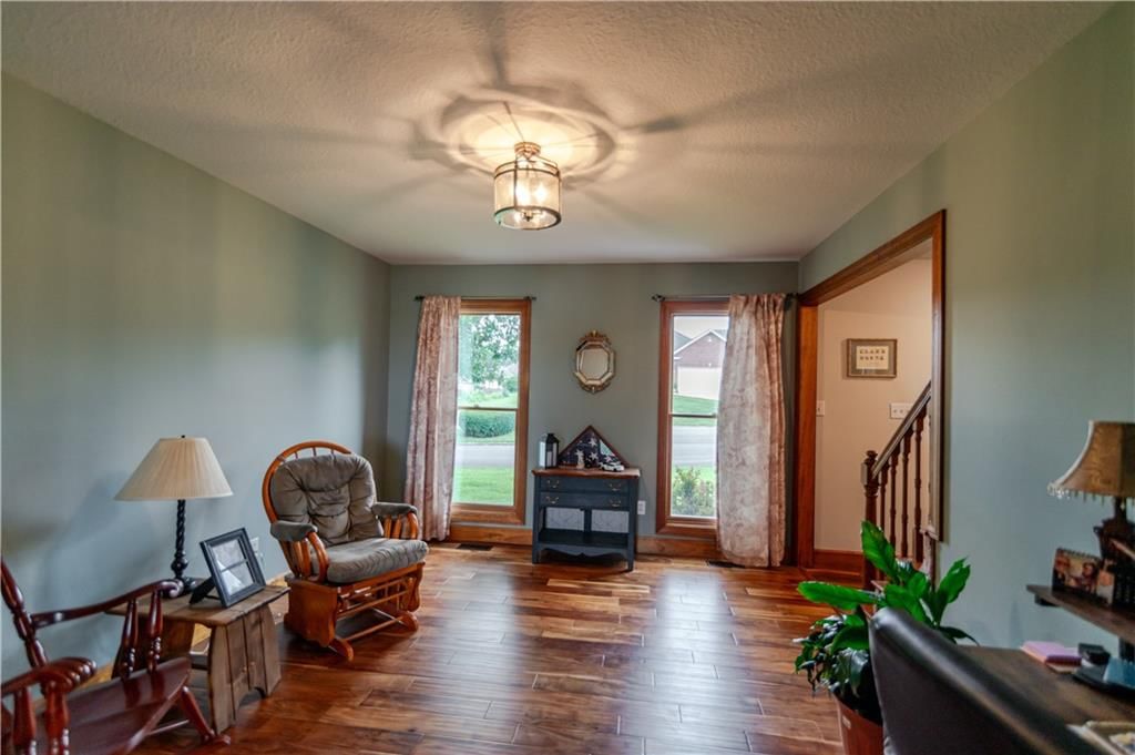 Photo 25 of 81 - 1502 Brookdale Drive