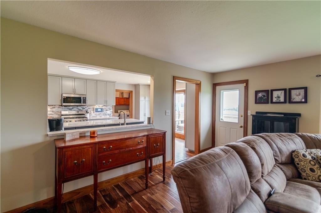 Photo 33 of 81 - 1502 Brookdale Drive