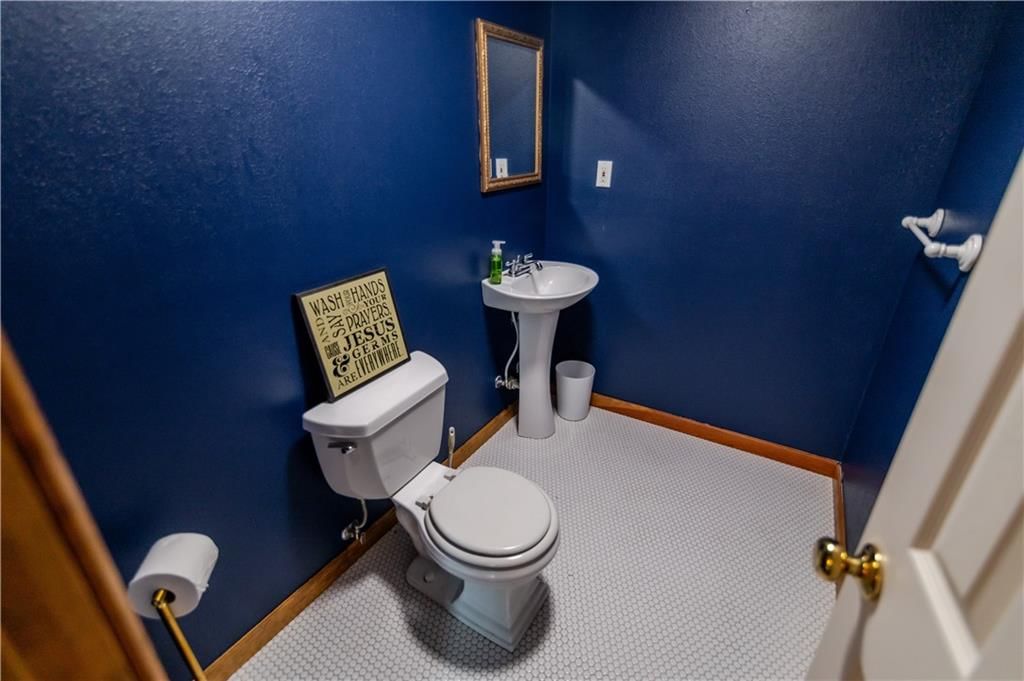 Photo 51 of 81 - 1502 Brookdale Drive