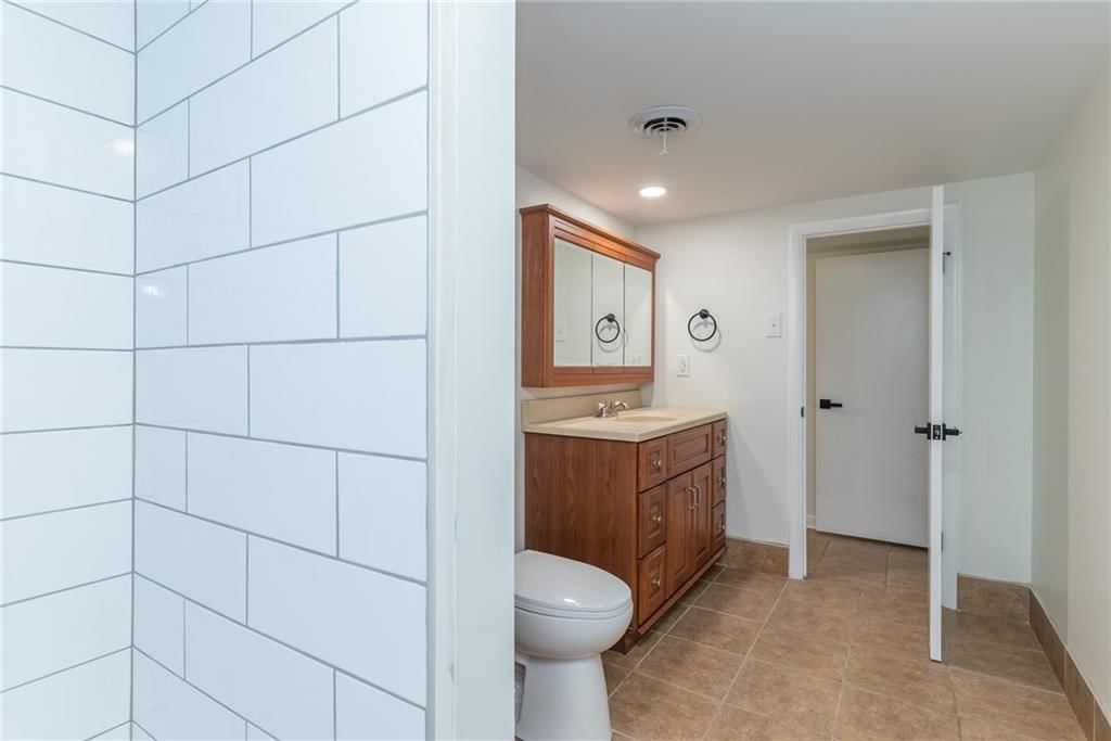 5750 W 51st Street — photo 25