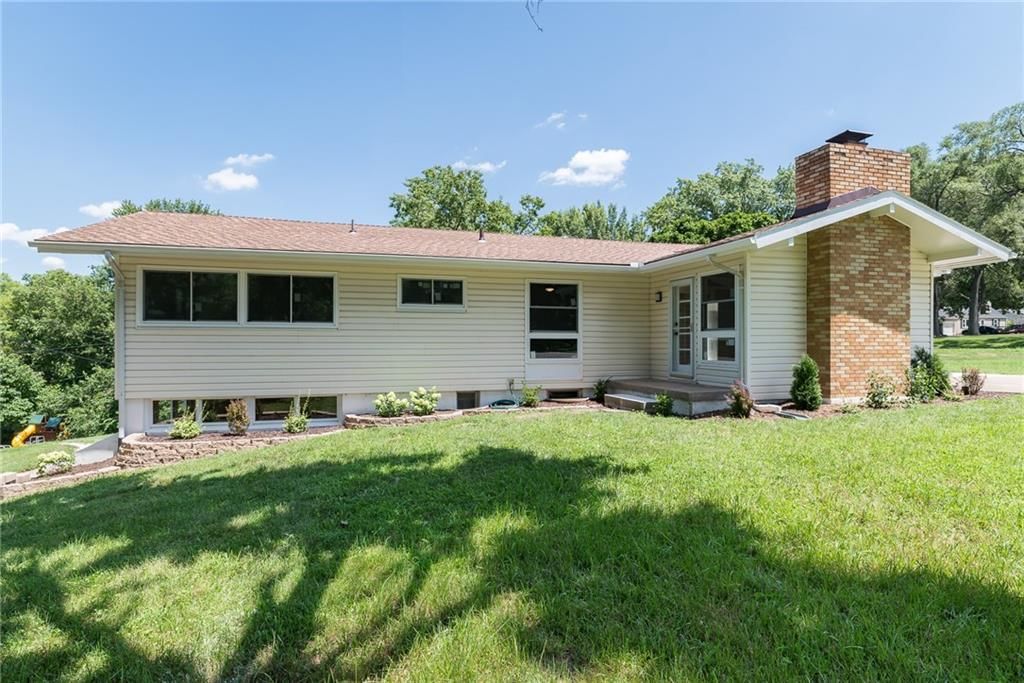 5750 W 51st Street — photo 39