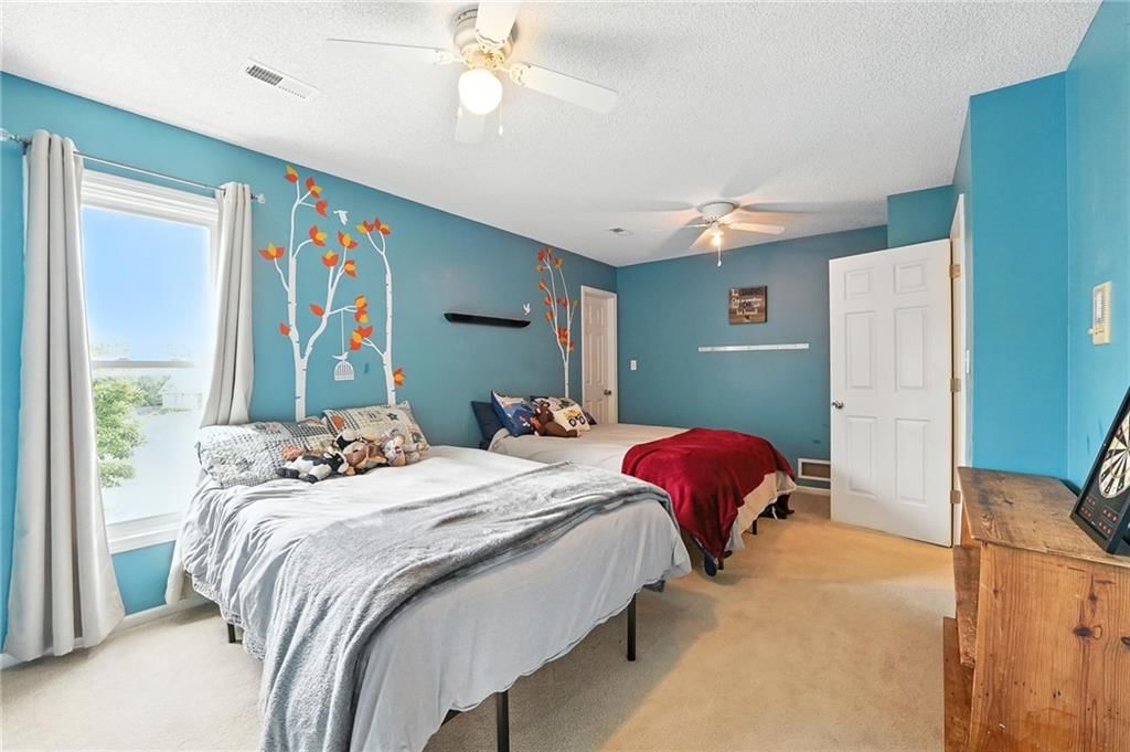 Photo 27 of 49 - 2503 WINDWOOD Drive