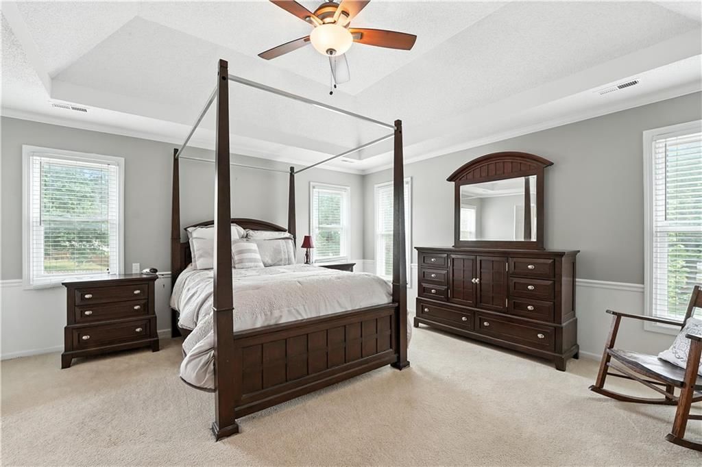 Photo 32 of 49 - 2503 WINDWOOD Drive